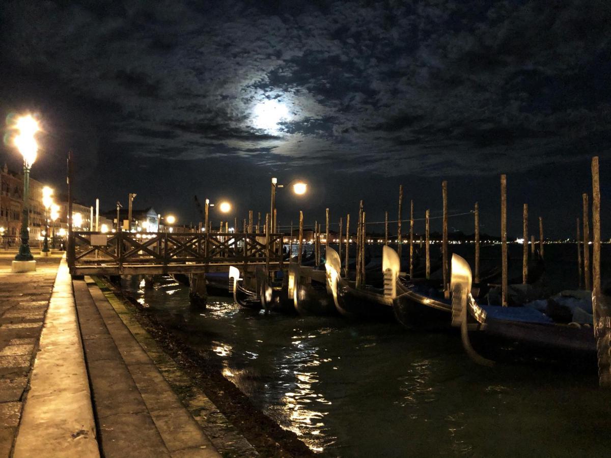 Апартаменти Le Vele Di Venezia Екстер'єр фото